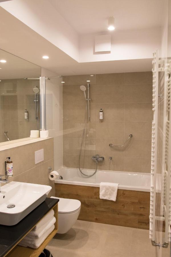 Aparthotel Termy Uniejow Εξωτερικό φωτογραφία