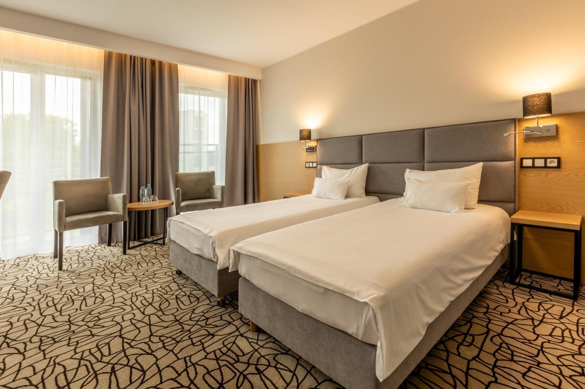 Aparthotel Termy Uniejow Εξωτερικό φωτογραφία